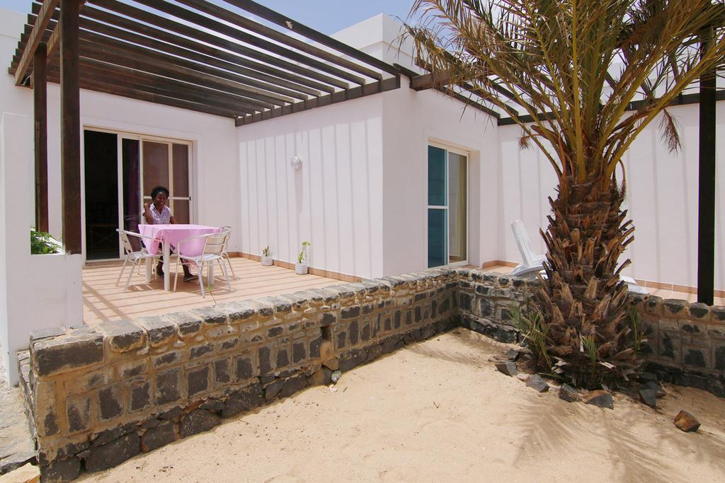 Vilas Praia Chaves Rabil Exterior photo
