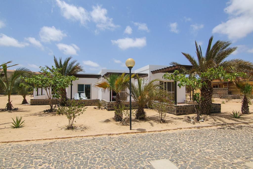 Vilas Praia Chaves Rabil Exterior photo
