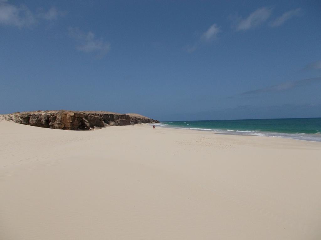 Vilas Praia Chaves Rabil Exterior photo