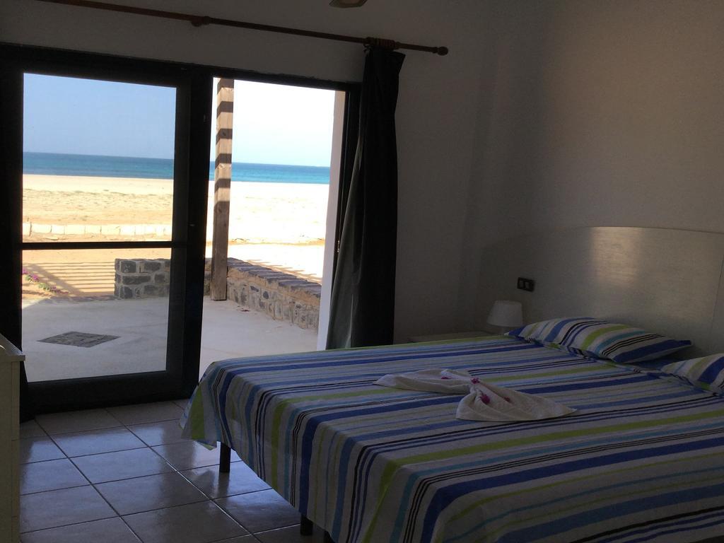 Vilas Praia Chaves Rabil Exterior photo