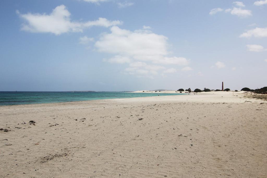 Vilas Praia Chaves Rabil Exterior photo