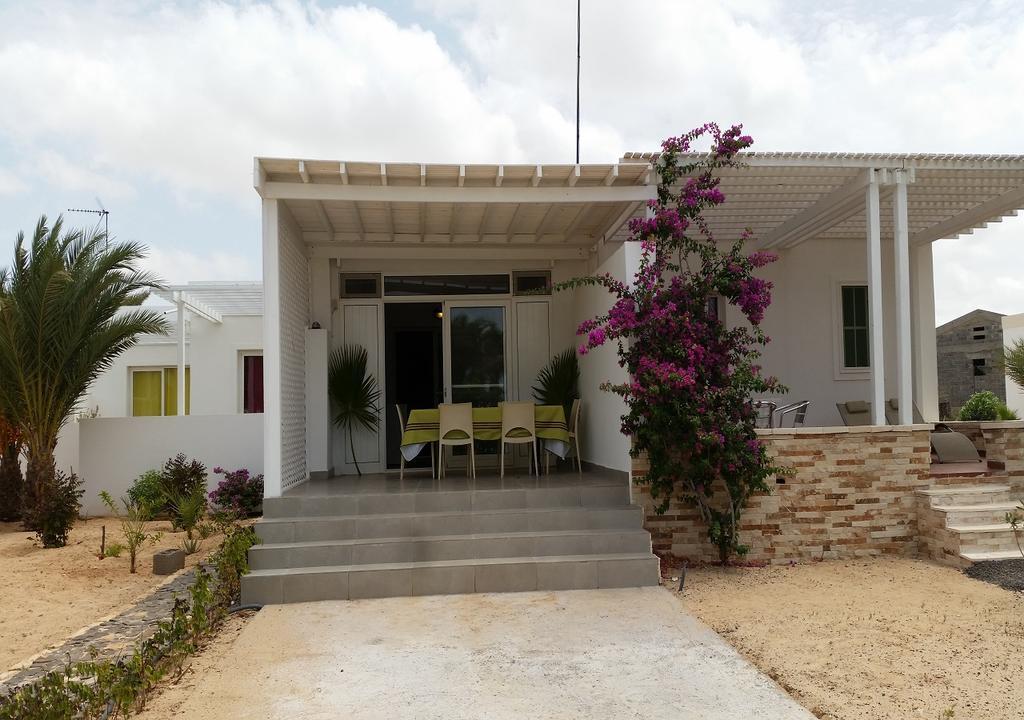 Vilas Praia Chaves Rabil Exterior photo